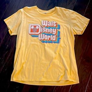 Walt Disney World Vintage Style Retro Colorful Graphic T Shirt XXL Tee Yellow
